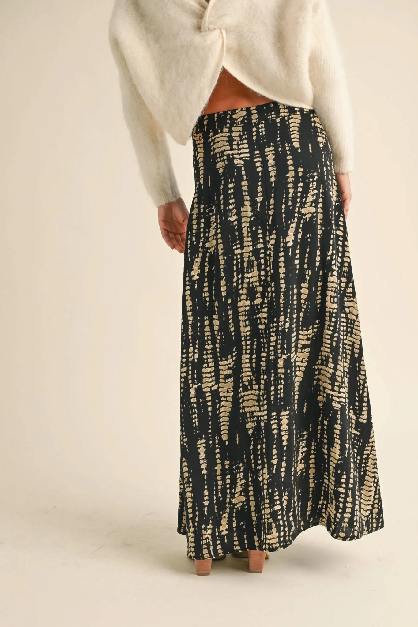 Black   Tan Pattern Long Skirt