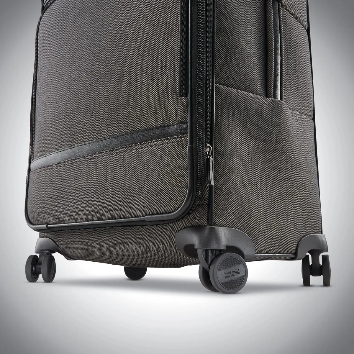 Hartmann Herringbone Deluxe Extended Journey Expandable Spinner