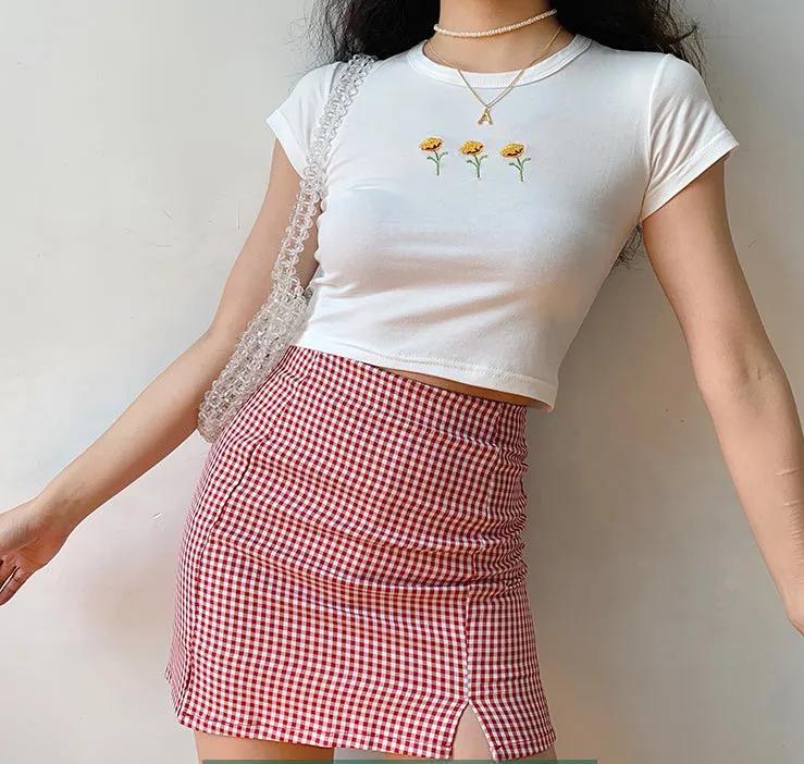 Wenkouban - Rouge Gingham Skirt