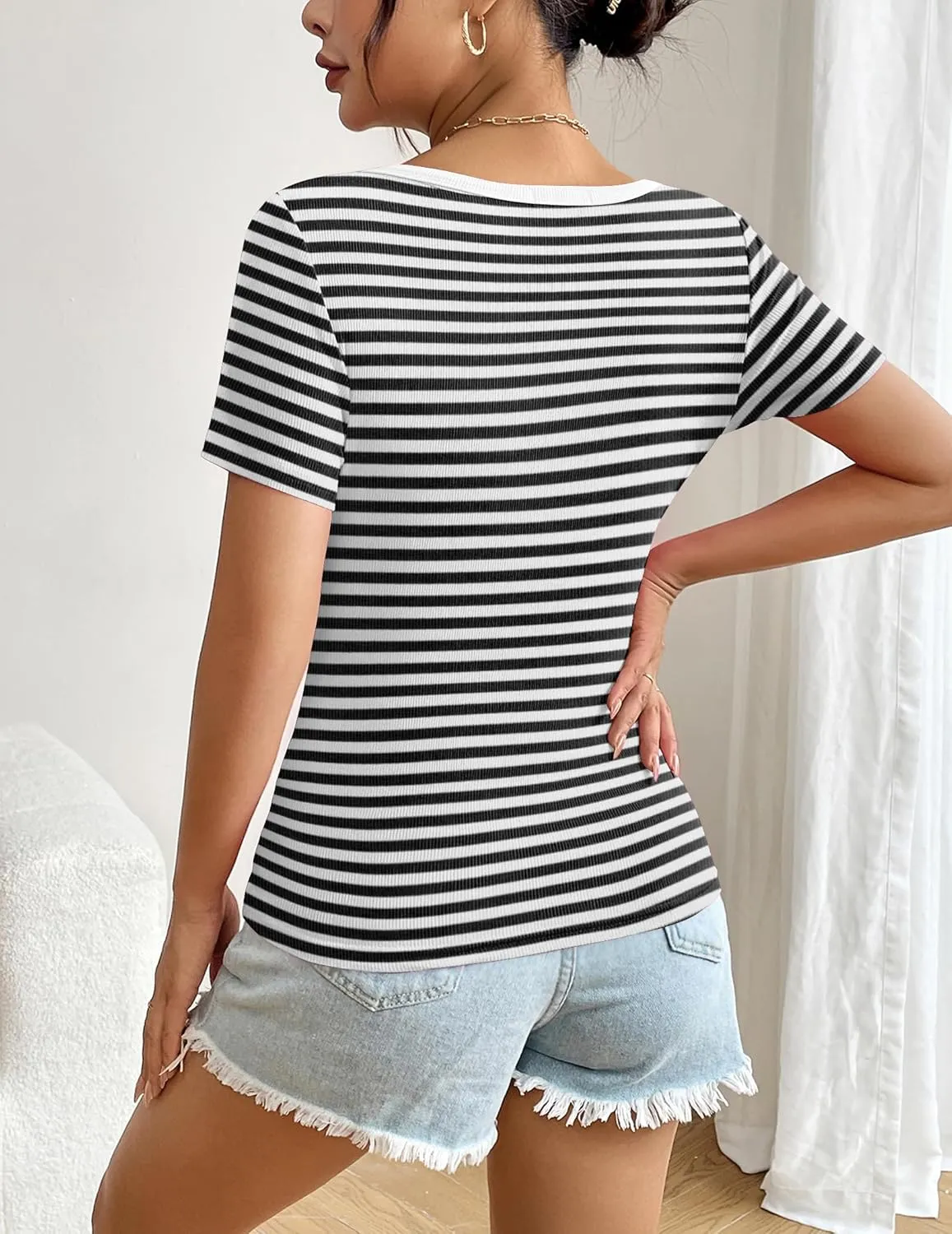 Zeagoo Women's Short Sleeve T Shirts Casual Summer Basic Scoop Neck Slim Fit Rib Knit Business Work Tee Tops